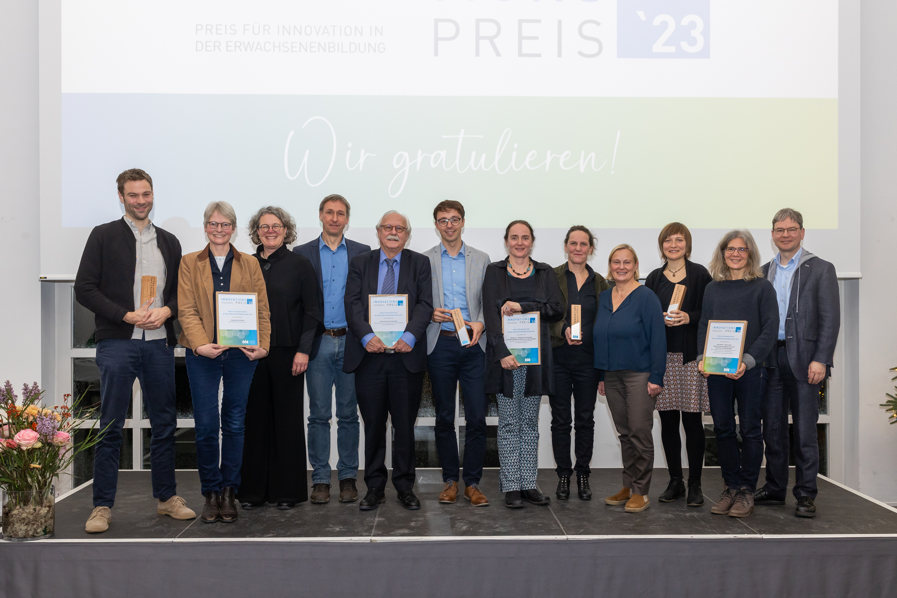 Copyright: DIE/Seifen Der DIE-Innovationspreis 2023 - dies sind die Preisträgerinnen und Preisträger