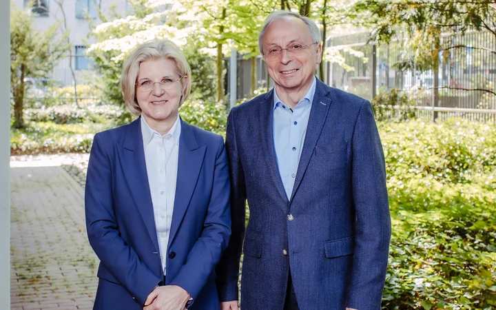 Prof. Dr. Martina Brockmeier, Präsidentin der Leibniz-Gemeinschaft mit DIE-Direktor Prof. Dr. Josef Schrader