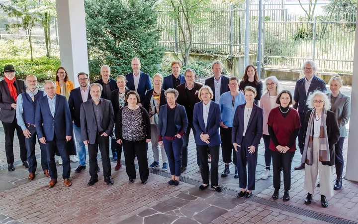 Mitglieder der Sektion A – Geisteswissenschaften und Bildungswissenschaften zu Besuch im DIE