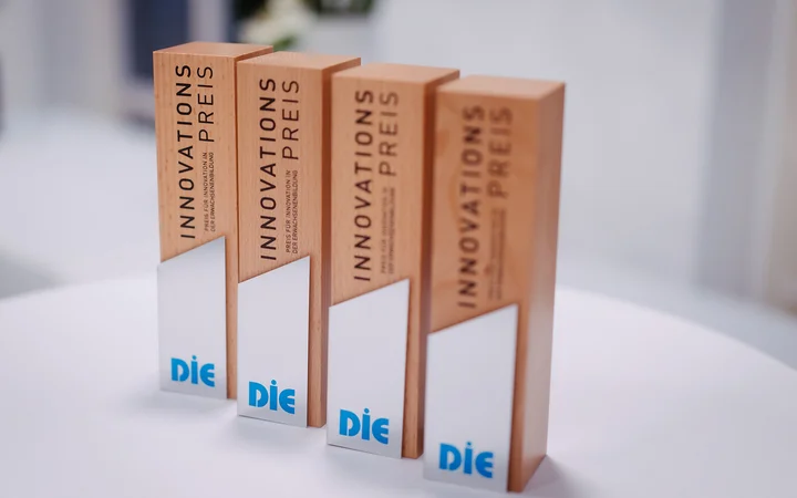 Bild der Innovationspreis-Trophäe